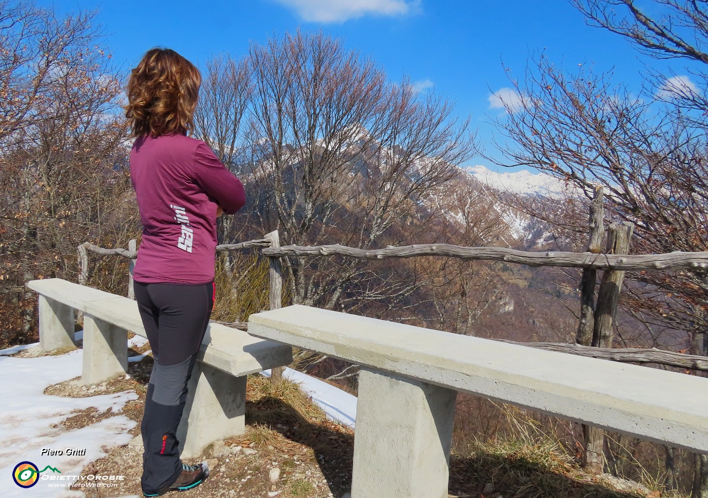 56 Posti a sedere.... asciutti e liberi.JPG